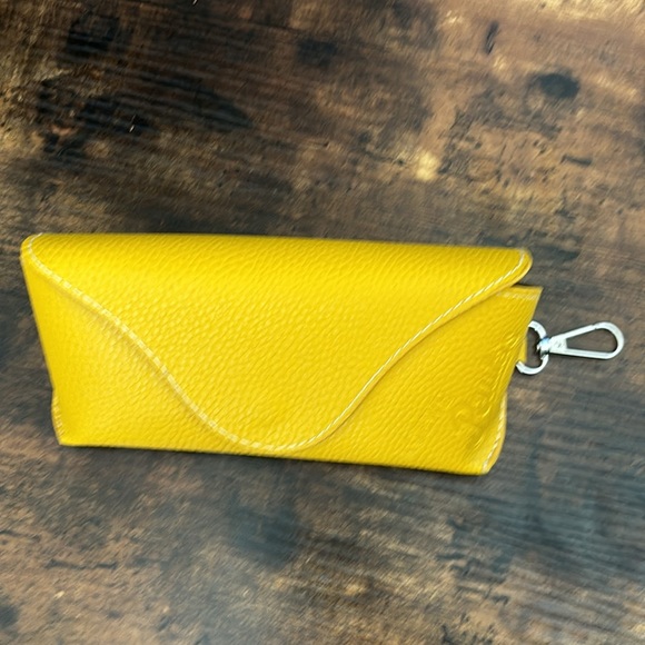 Loewe Paula Ibiza Flower
Shaped Sunglasses In Beige Endource New In Case… - Picture 12 of 14